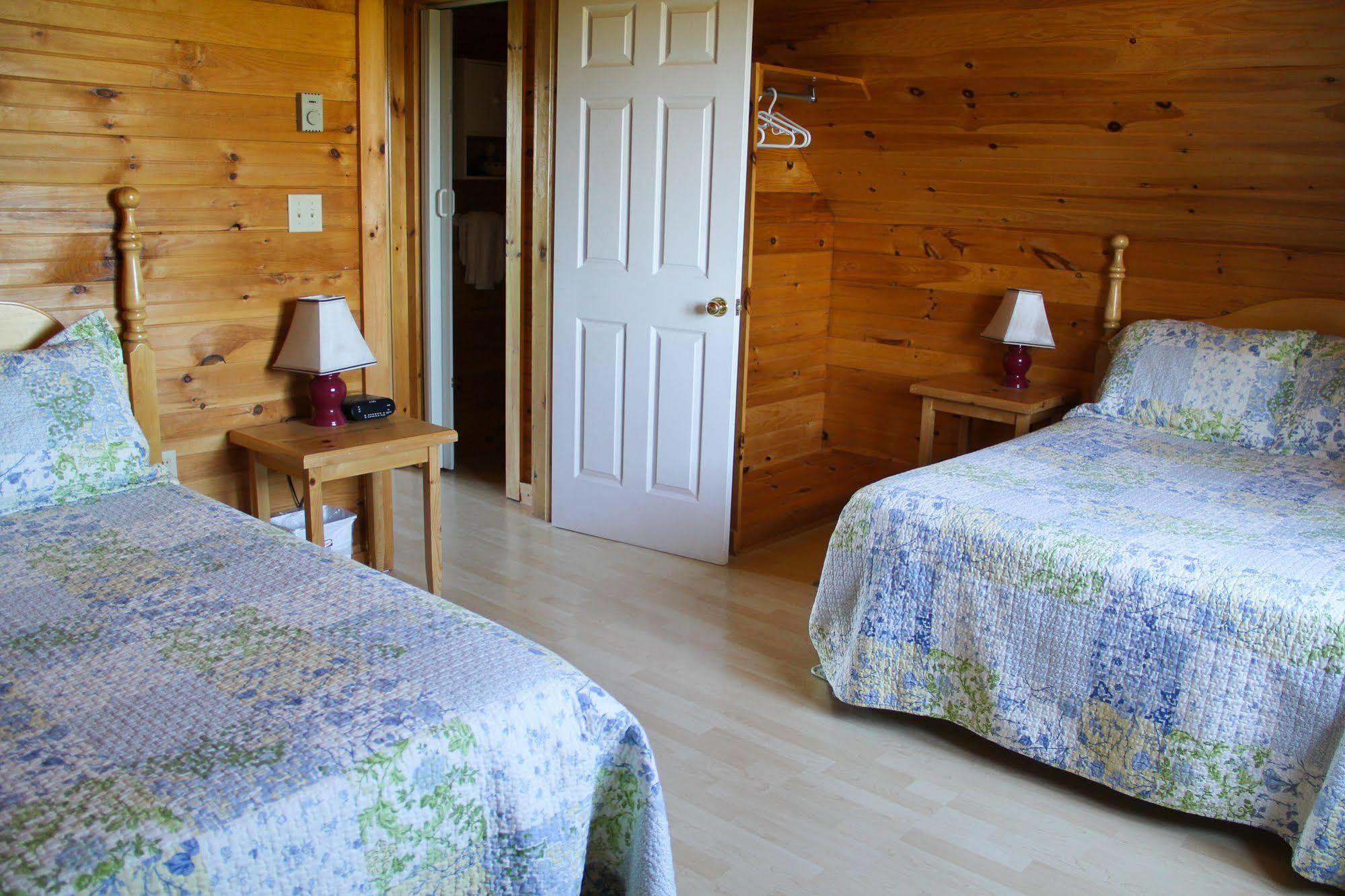 Swept Away Cottages كيفينديش المظهر الخارجي الصورة